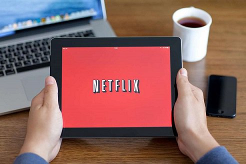 Пользователи продолжают отказываться от услуг кабельного ТВ в пользу Netflix