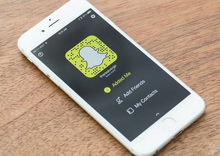 Запуск клона Snapchat Stories в Instagram негативно сказался на росте аудитории Snapchat
