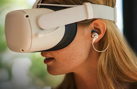 Facebook представила новую VR-гарнитуру за 299 USD
